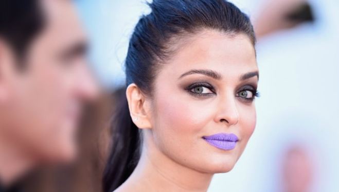 Sonakshi Sinha, Aishwarya Rai Bachchan, Sonam Kapoor, purple lips, black lips, lipstick, shoot, photographs, pictures, pics, hottest, sexy, bikini, Dabboo Ratnani