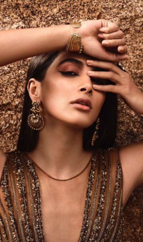 Pooja Hegde, pictures, pics, snaps, Bollywood, actor, India, hot, hottest, latest
